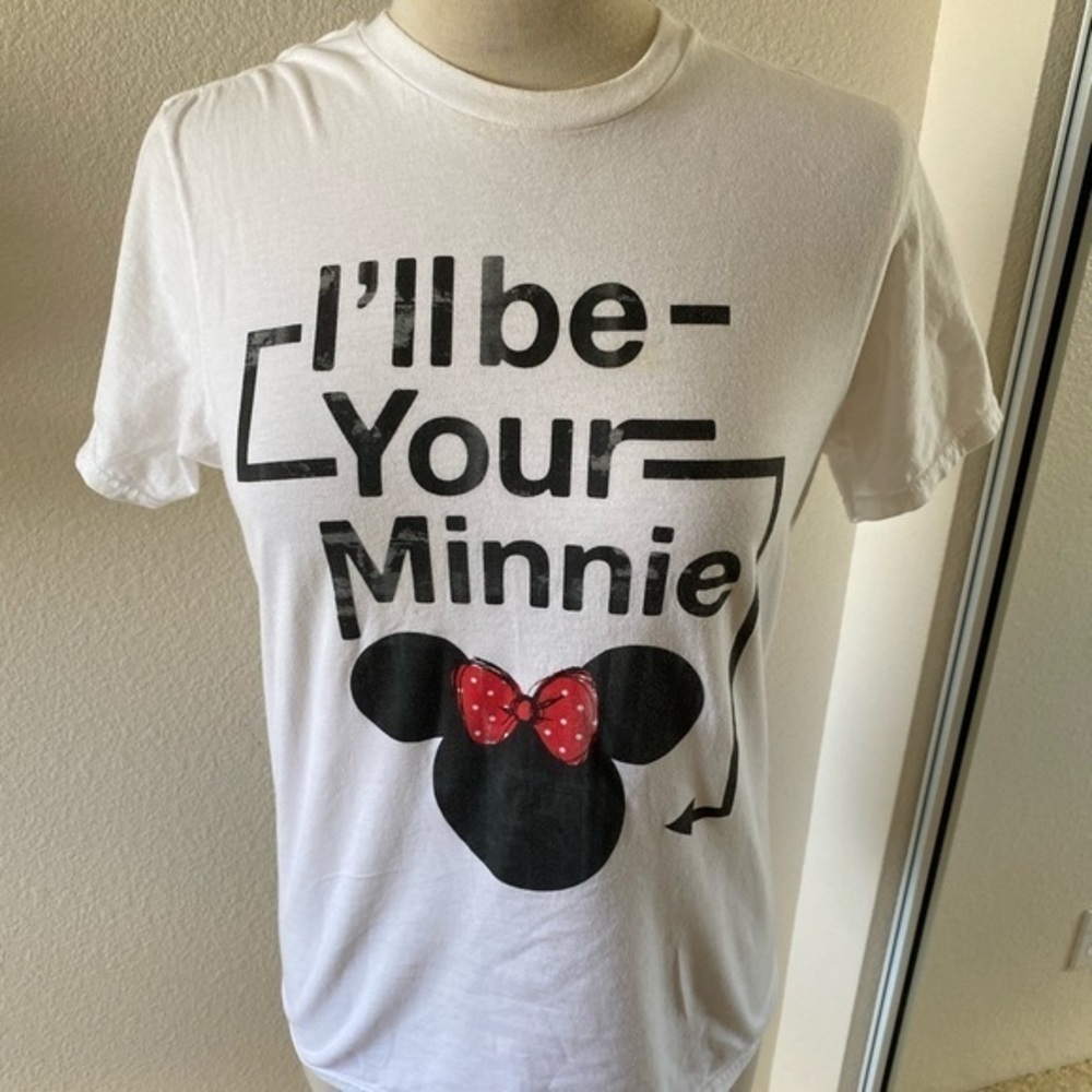 Minnie T shirt Disneyland
